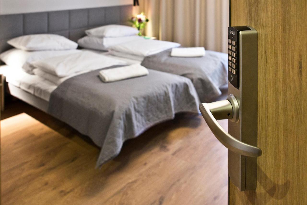 Wolska Residence Serviced Apartments Warsaw Exterior photo